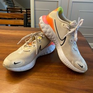 Youth Nike Renew sneakers